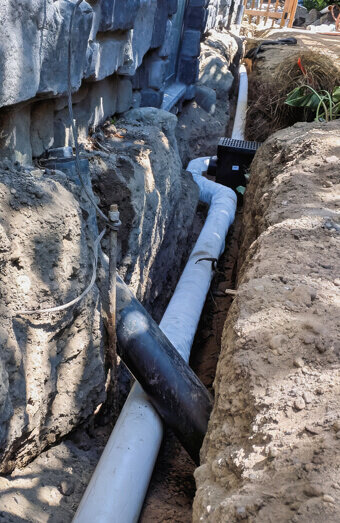 https://plumberwestleederville.com.au/uploads/2025/06/blocked-drains-220028.jpg