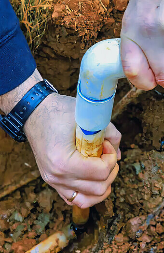 https://plumberwestleederville.com.au/uploads/2025/06/emergency-plumbing-882356.jpg